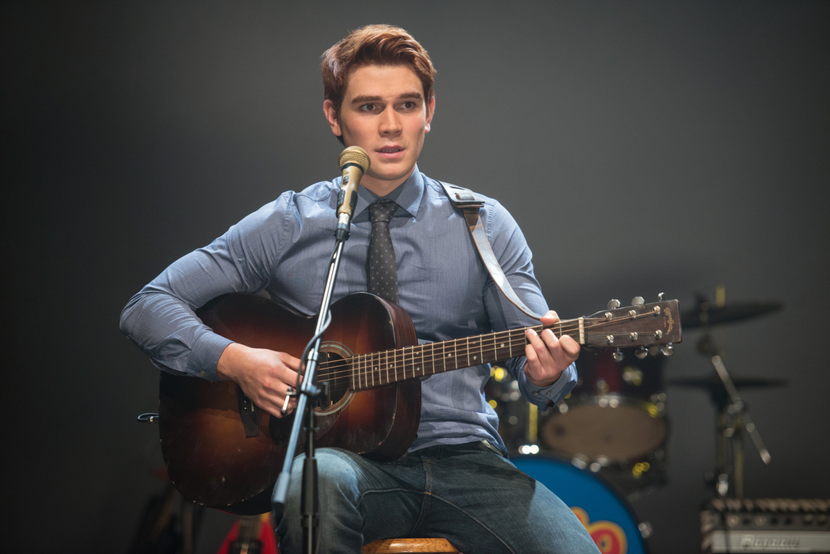 Riverdale Season 1 Chapter Six: Faster, Pussycats! Kill! Kill! Recap ...