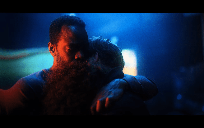 AC108ElliotsGroupHug