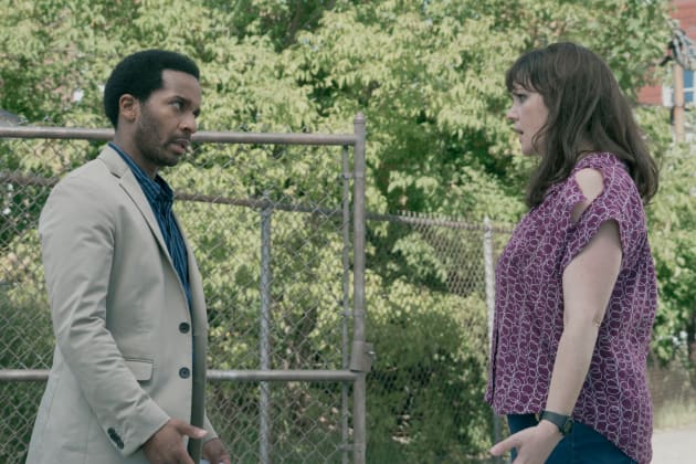 local-color-image-1-castle-rock-s1e3