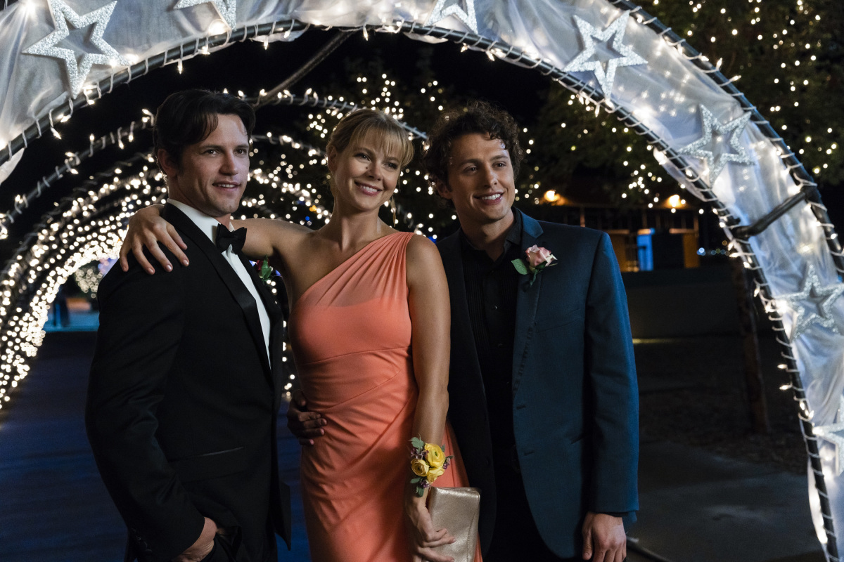 mv5bnzzkzjyyymutmtzlos00zdrmlwi1n2itmti5mmq0zdm3zmjhxkeyxkfqcgdeqxvymjywnda2mde40._v1_