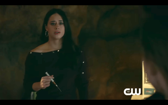 Roswell, NM S1Ep10 Liz About to Cure Isobel