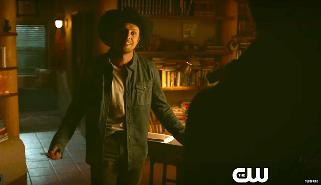 Roswell, NM S1Ep13 You're Not Gonna Shoot Me2