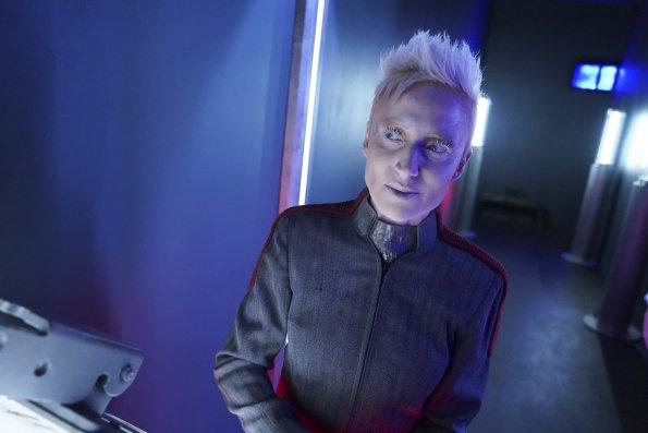 mv5bmdblztyxztmtmdnhmy00mmuzlwjlnjitm2yyotyxnjzmodewxkeyxkfqcgdeqxvynjizntg4nza40._v1_