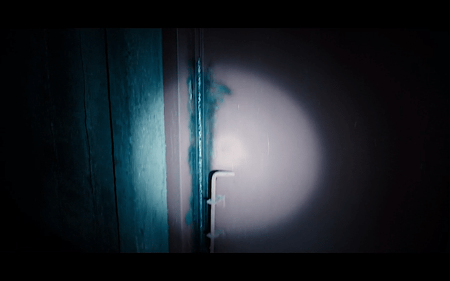 Dark S1Ep7 Mysterious Cave Door