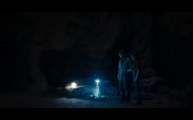 Dark S2Ep2 Jonas &amp; Hannah in Cave
