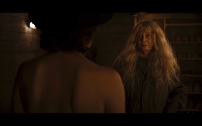 Dark S2Ep3 Older Claudia &amp; Agnes