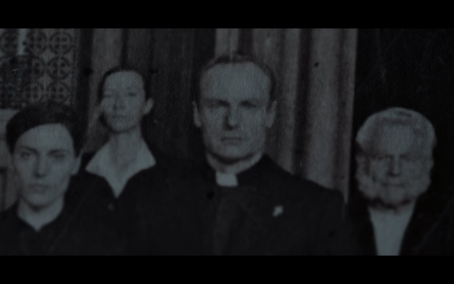 Dark S2Ep1 Sic Mundus Photo- Noah, Agnes &amp; Hannah + Egon?