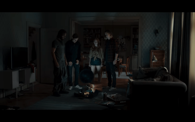 Dark S2Ep8 Stranger Saves Teens