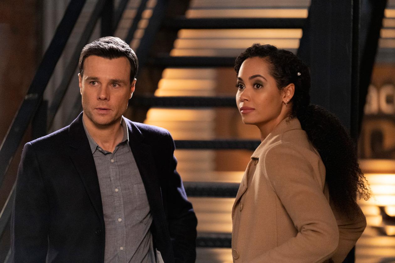 210_charmed_photo04_full