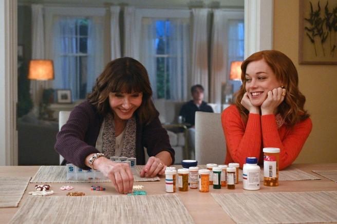 zoeys-extraordinary-playlist-episode-101-pilot-promotional-photo-12_full