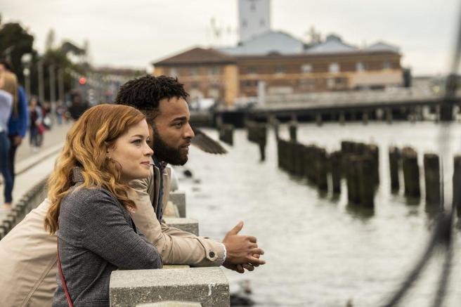 Zoey & Simon Talk & Look at Water