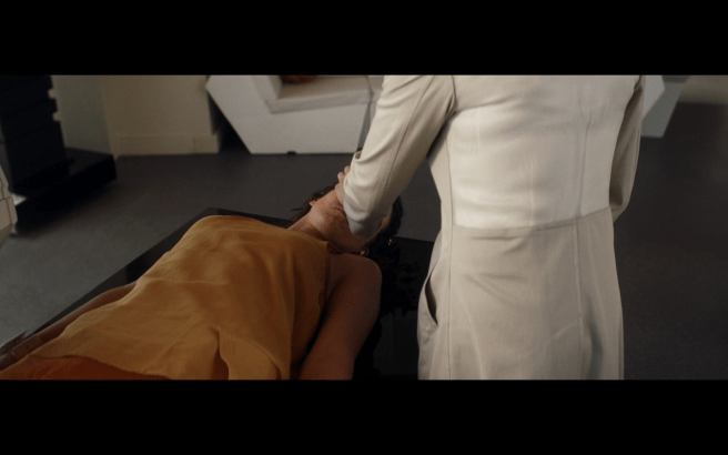 Star Trek Picard S1E10 Saga as a Faceless Broken Doll with Agnes as the Faceless Parent