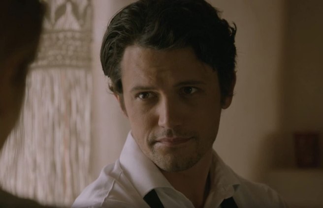 Roswell, New Mexico S2E3 Max Evans