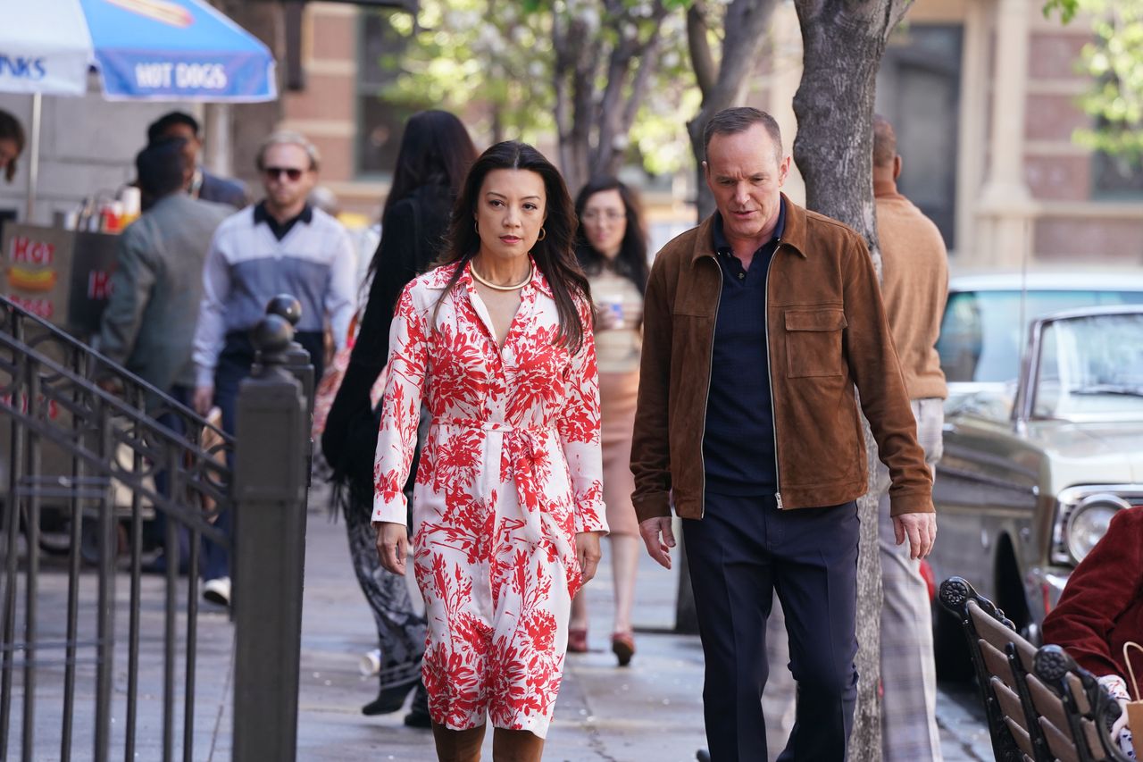 MING-NA WEN, CLARK GREGG