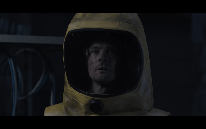 Dark S3Ep7 Young Stranger Jonas in Hazmat