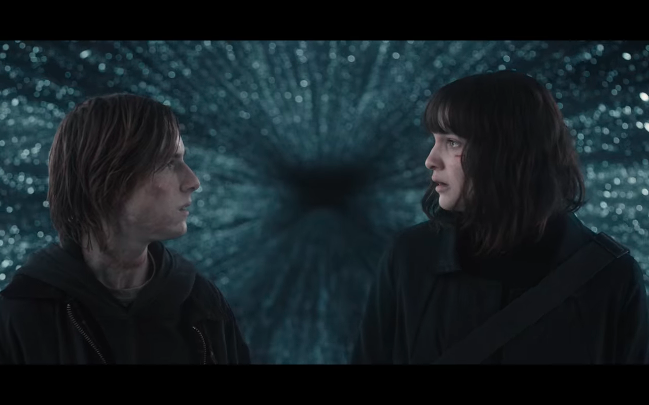 Dark S3Ep8 Martha &amp; Jonas in the Time Bridge