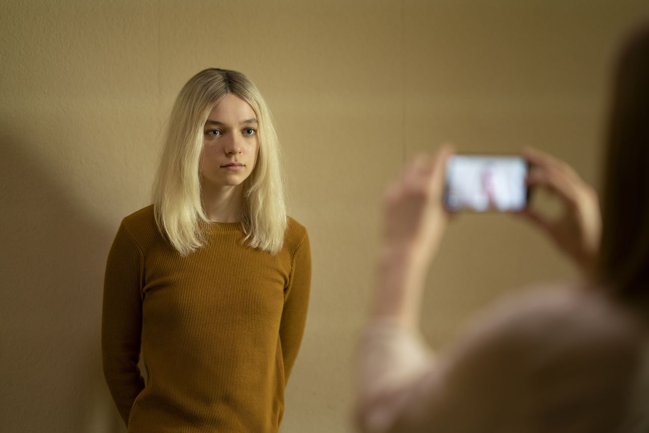 hanna-season-2-promotional-photos-23