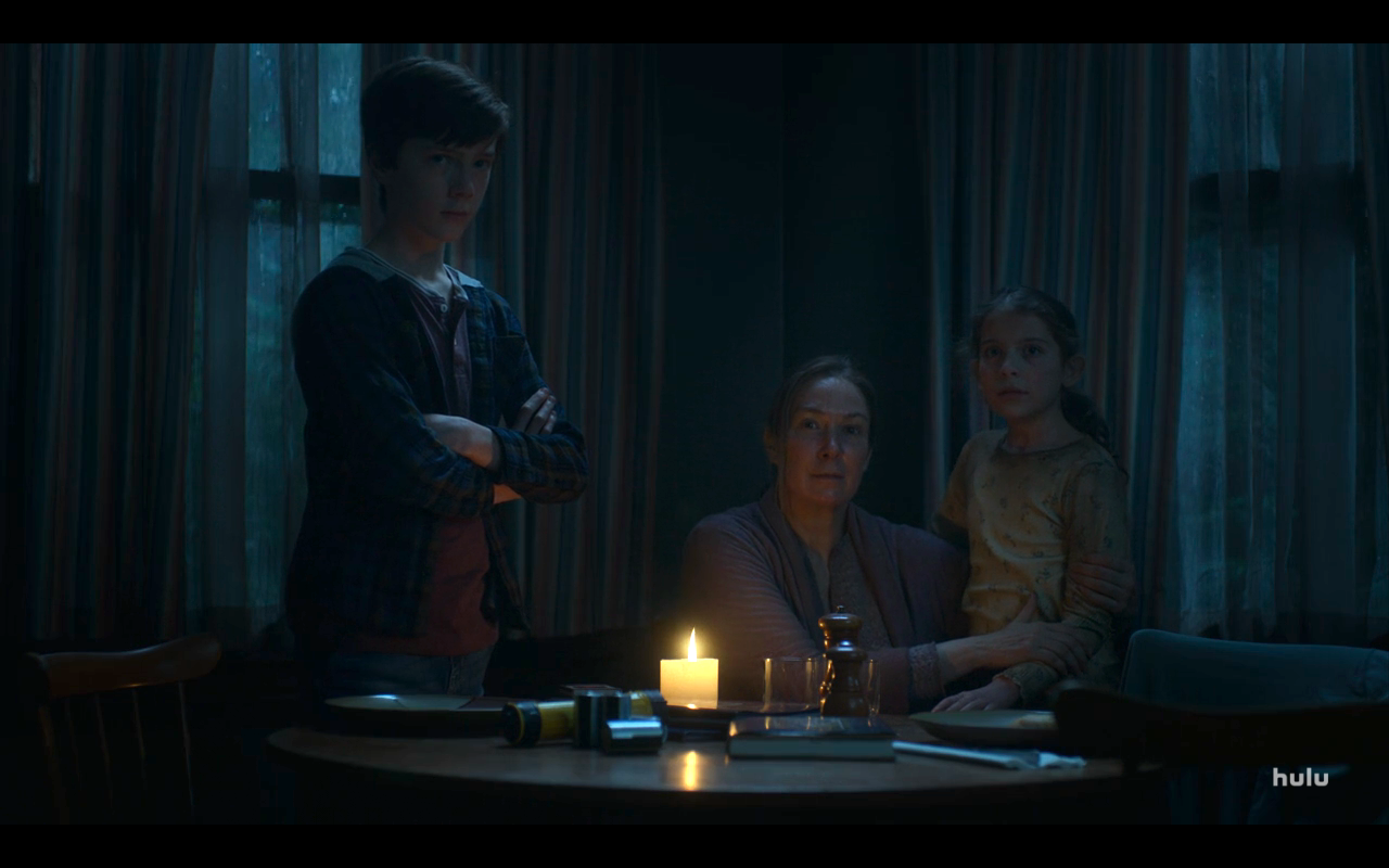 Helstrom S1Ep5 Young Daimon, Victoria, Young Ana