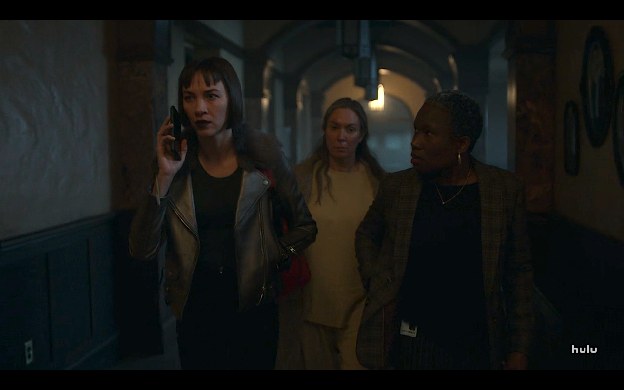 Helstrom S1Ep6 Ana Victoria &amp; Louise in Hall