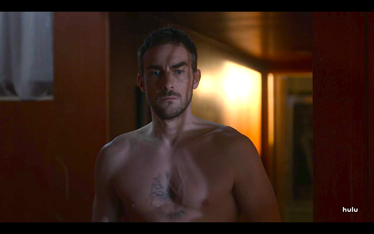 Helstrom S1Ep7 Dream Daimon with Scar:Tattoo