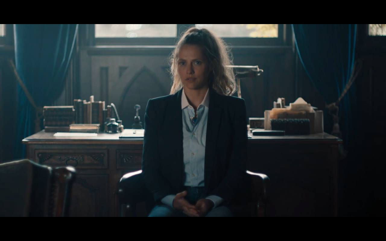 Disc of Witches S1Ep2 Diana in Matthew's Rooms