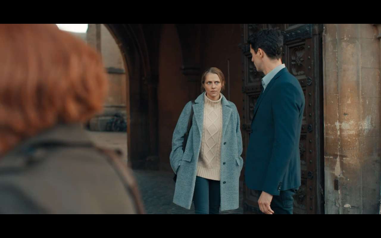 Disc of WItches S1Ep3 Diana's Coat &amp; Sweater