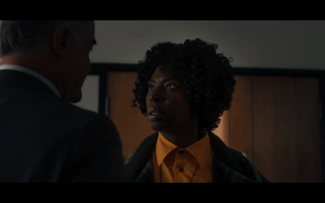 Disc of Witches S2Ep8 Agatha Threatens Peter