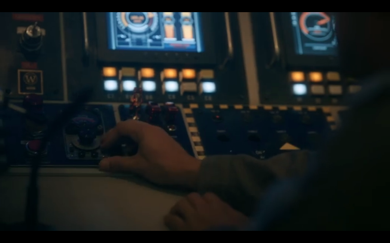 Snowpiercer S2Ep9 Javi Turns Off Radio