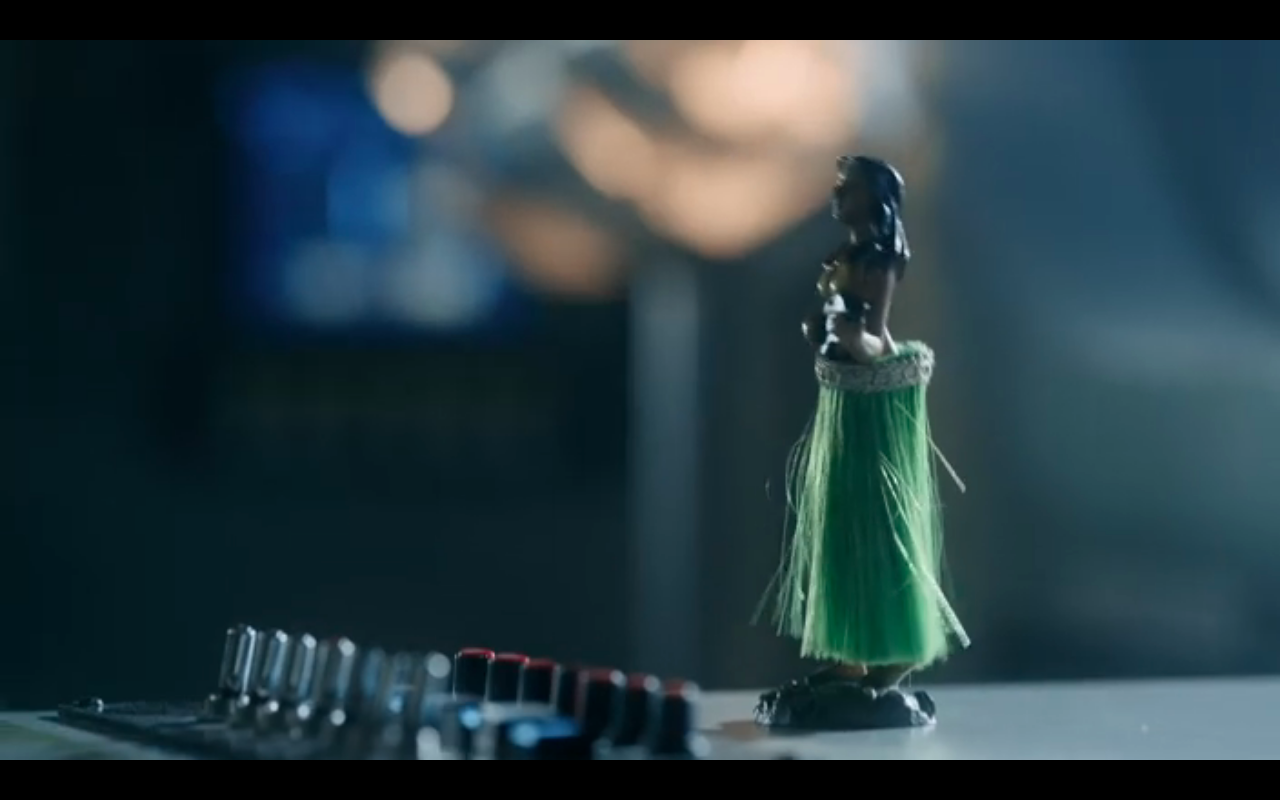 Snowpiercer S2Ep9 Train Hula Dancer