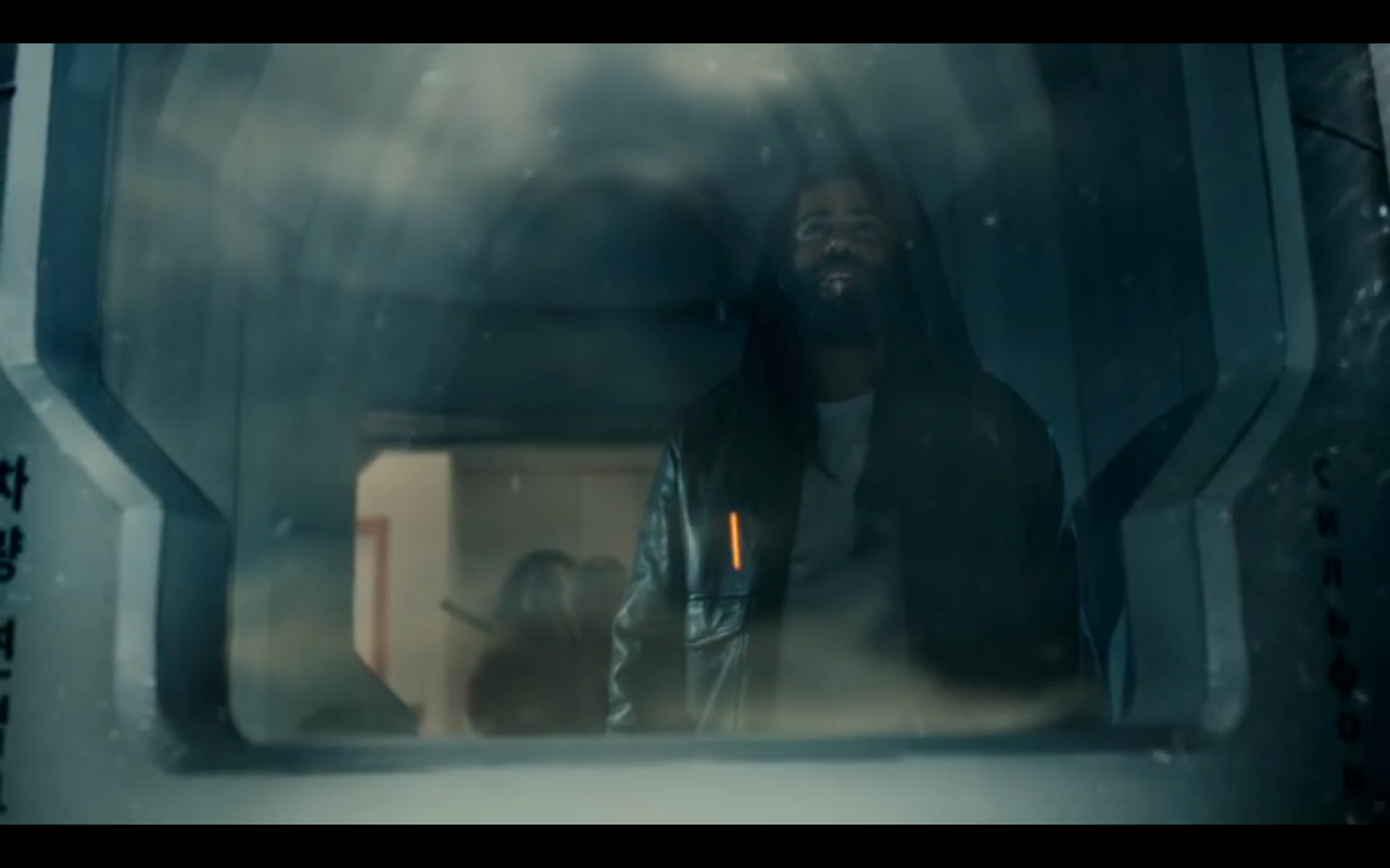 Snowpiercer S2Ep10 Layton Watches Breach