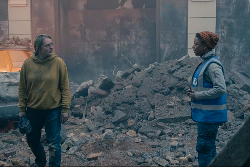 Handmaid's Tale S4Ep6 June &amp; Moira in Rubble