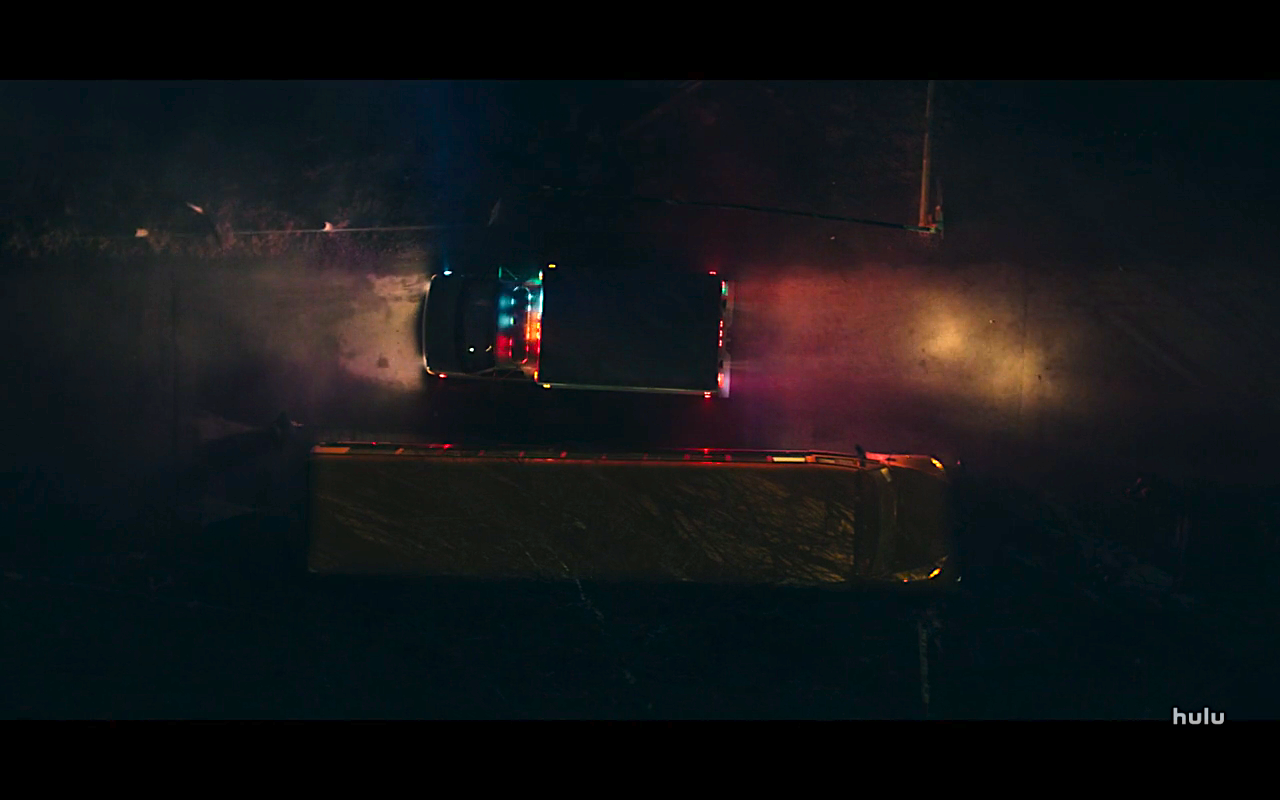 Handmaids Tale S4Ep10 Fred's Van Passes Martha's Bus