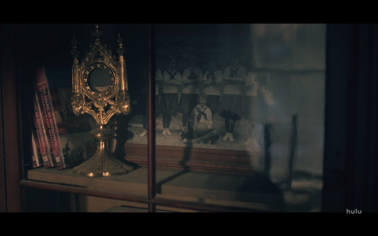 Handmaids Tale S4Ep9 School Shelf