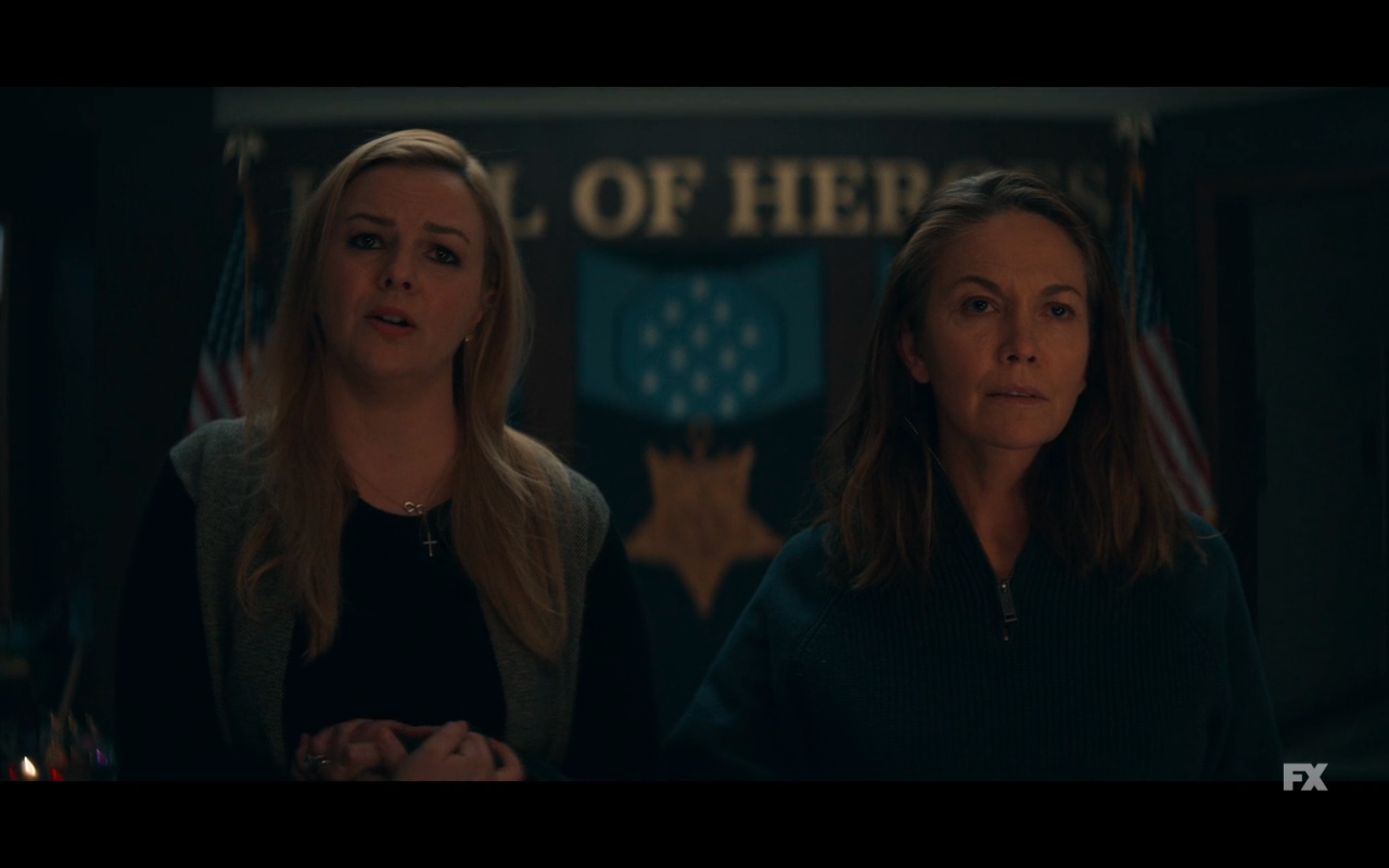 Y The Last Man S1Ep3 Kim &amp; Jennifer