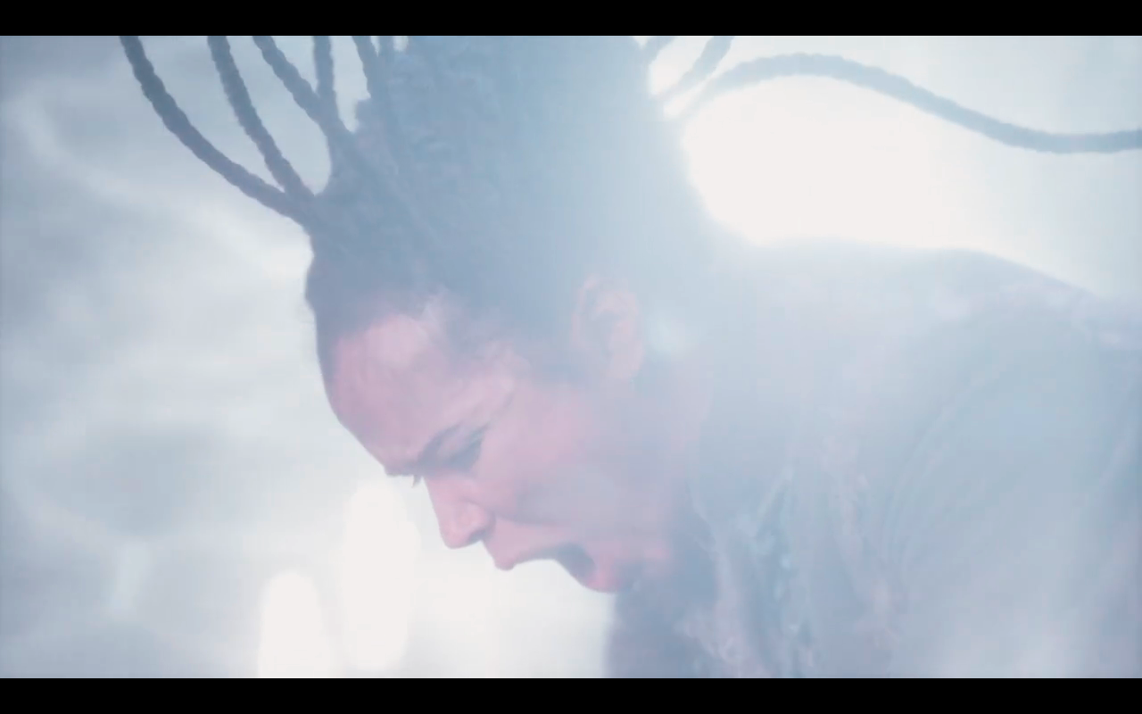 Wheel of Time S1Ep4 Nynaeve's Hair Heals Lan