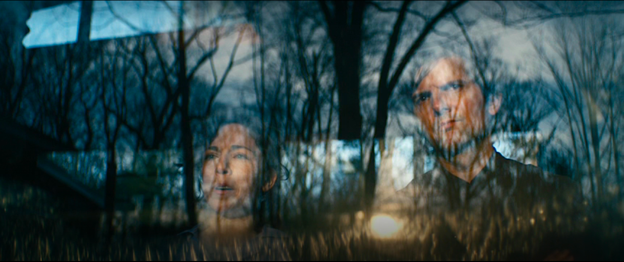 Severance S1Ep1 Mark &amp; Devon in Window