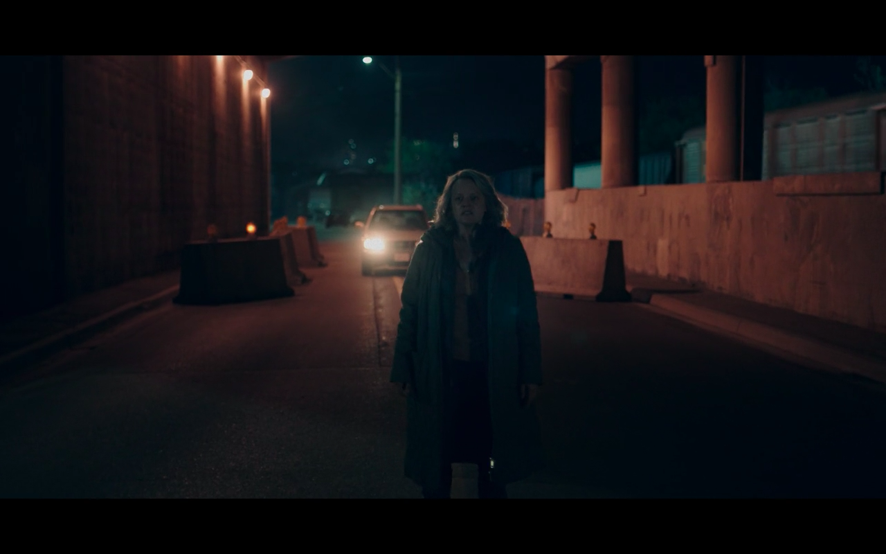 Handmaid's Tale S5Ep3 June Watches Serena Drive Away