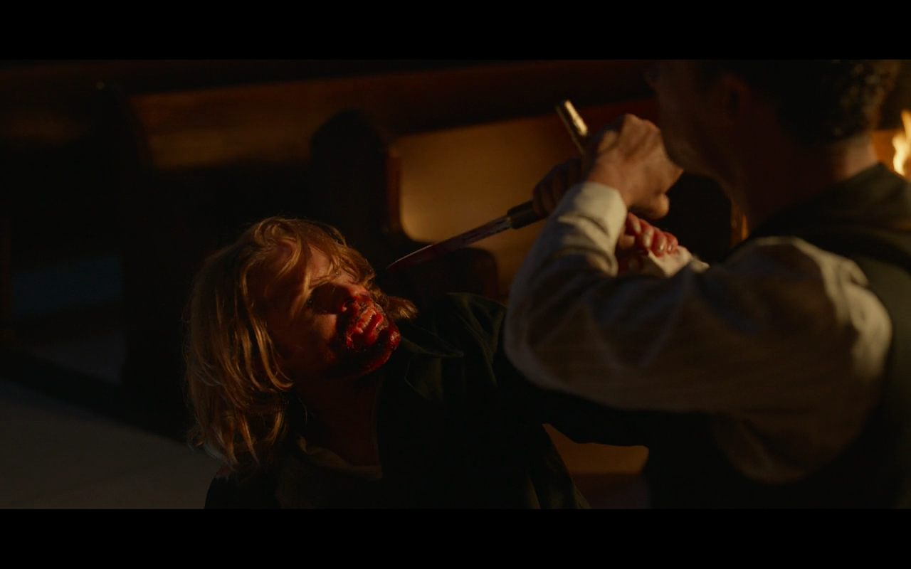 Interview with the Vampire S1Ep1 Louis Holds Knife Over Bloody Lestat